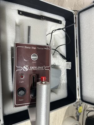 Buen precio Máquina de ensayo de borde afilado de 1.35LB conforme a la norma EN71-1 / ISO 8124-1 con fuente de alimentación de 220 V para la seguridad de los juguetes en línea